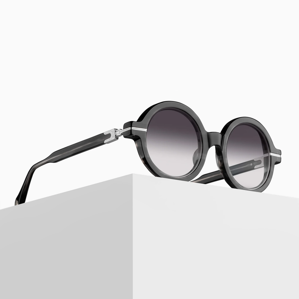 M2059 | Black Stripe & Brushed Silver / Grey Gradient