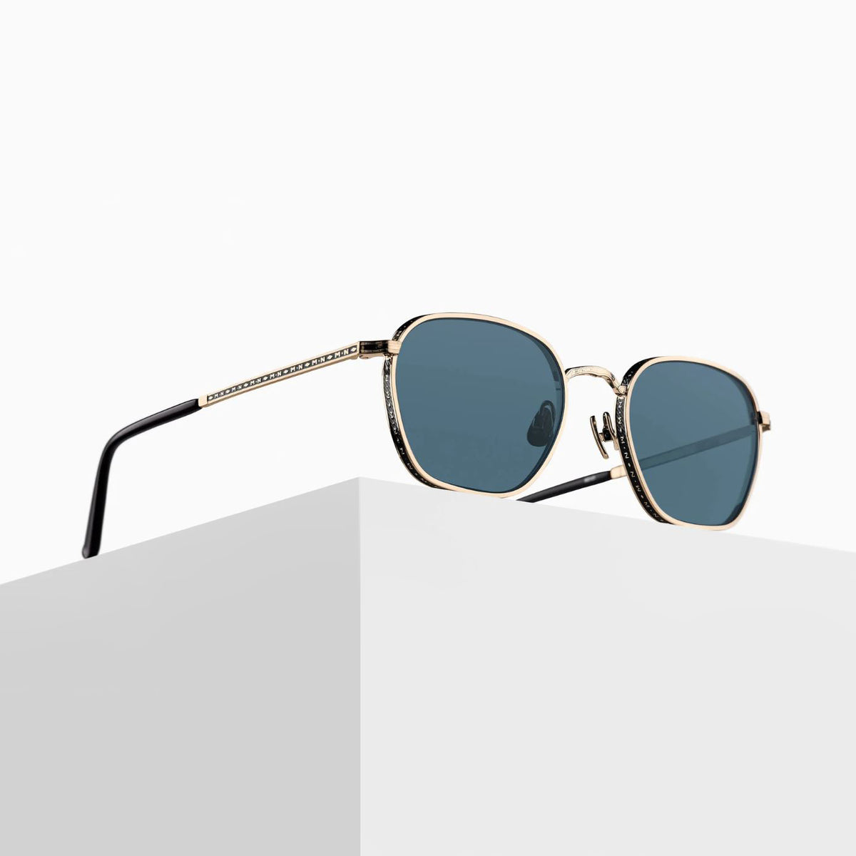 M3101 | Brushed Gold & Matte Black / Blue Grey